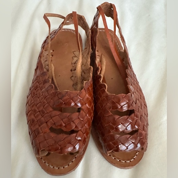 Shoes - Huaraches Sophisticated Brown Leather Woven Sandals